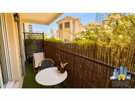 appartement t2 avec balcon  courbevoie faubourg de l'arche