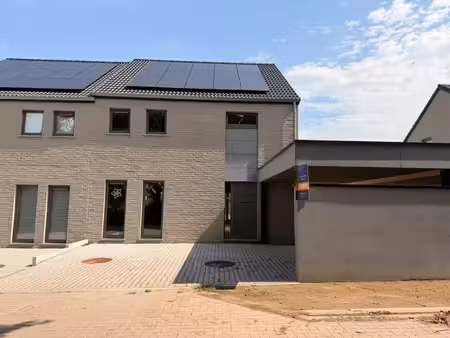 belle maison 3 façades en gros œuvre fermé avec 3-4 chambres
