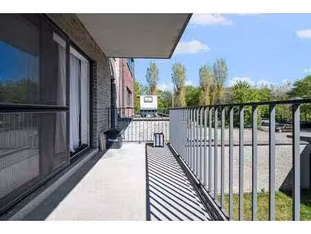 stijlvol en lichtrijk 2 slpk appartement met ruim zonnete...