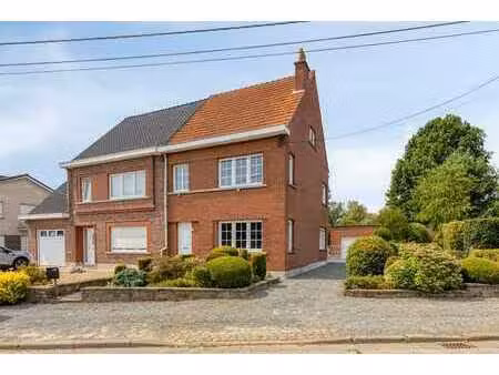 maison à rénover sur un terrain de 8 ares à baardegem