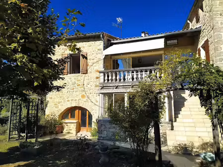 vente maison 9 pièces 215 m² à (07140)  420 000 €