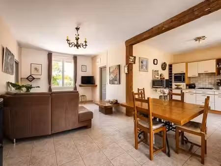 vente maison 7 pièces 152.35 m² à grayan-et-l'hôpital (33590)  399 000 €