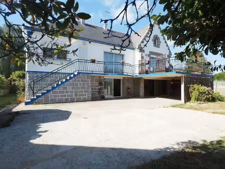 la forêt à pied : agréable traditionnelle 126 m² sur belle parcelle 920 m²