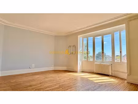 vente appartement 4 pièces 140 m² à angouleme (16000)  169 000 €