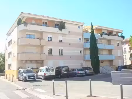 location appartement 4 pièces 87 m² à draguignan (83300)