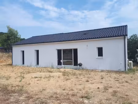 tres belle maison de plein pied classee a