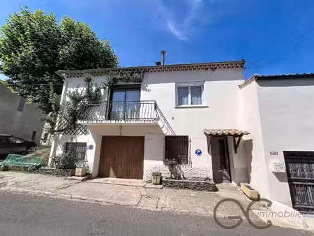 a 5 min de cessenon  maison de village avec garage et terrasse