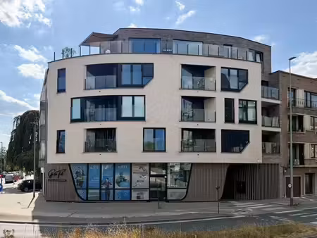 appartement meublée de 3 chambres à coucher avec terrasse e…