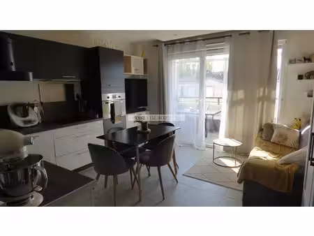 location appartement 2 pièces 42.04 m² à vidauban (83550)  707 €