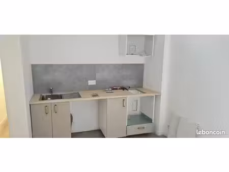 t2 25 m² – rdc – centre-ville châtellerault – rénové