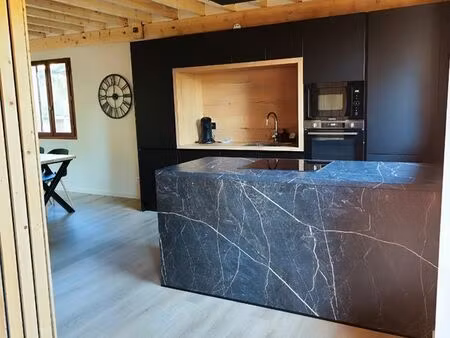 t4 meublé à l’année – 90 m² – 3 chambres – saint-pierre-dels-forcats