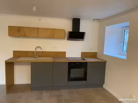 à louer maisonnette la ferte