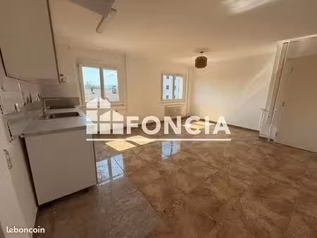 appartement 3 pièces 64 m²