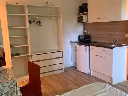 loue studio à l’année
