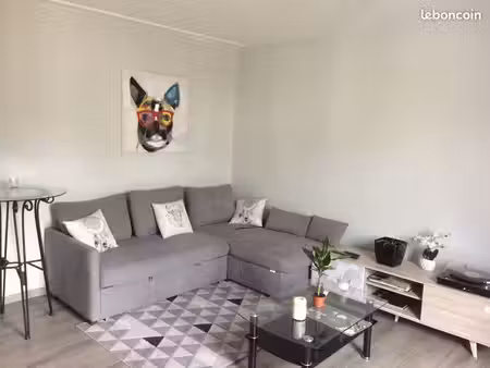 location meublée étudiante d'un appartement t3 (pour 2 personnes)