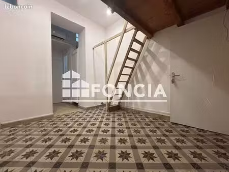 studio 1 pièce 13 m²