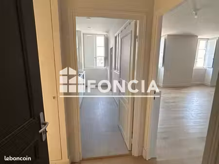 appartement 3 pièces 87 m²