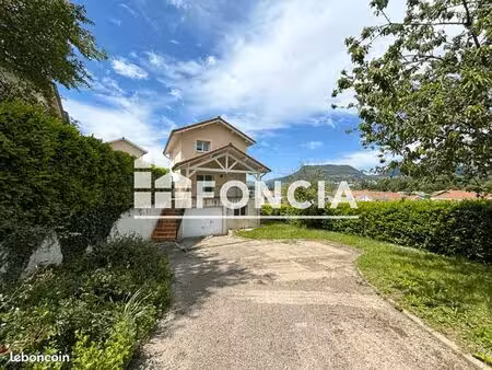 maison 5 pièces 98 m²