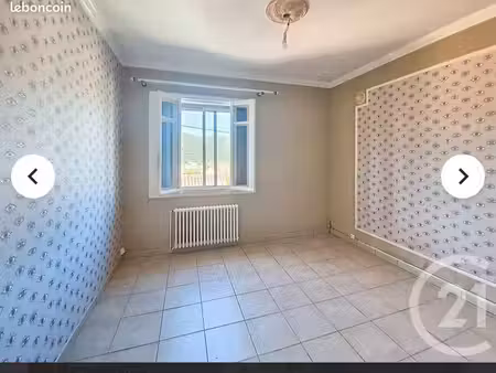 maison à louer dans un quartier calme