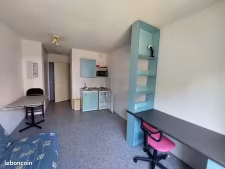 appartement 1 pièce 18 m²