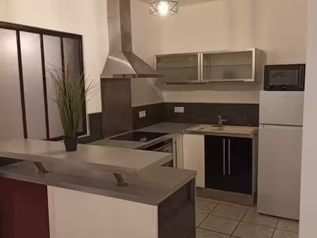 loue t2 550euros charges comprises