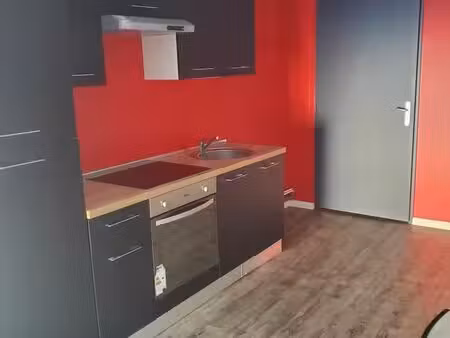 location studio 30m² talant moulissards  zone commerciale