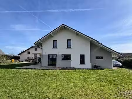 maison 5 pièces 104 m²