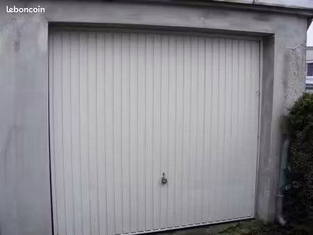 garage en centre-ville saint lo