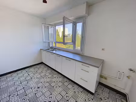 appartement t4  75m² auxerre