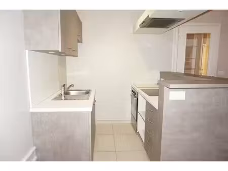 f2 - 49 rue franklin lyon 2