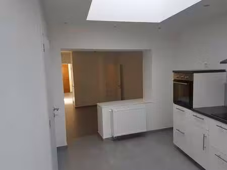 maison 4 ch à louer à charleroi