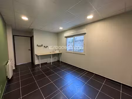 location local professionnel 23m² deville les rouen 76250