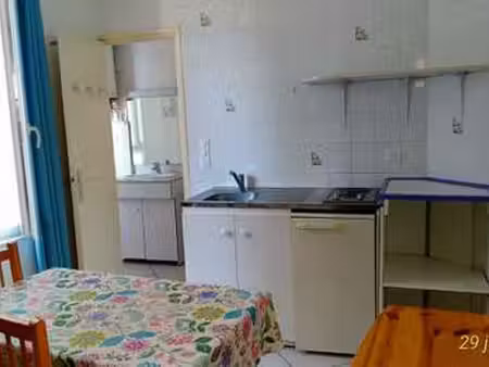 location appartement t1 meublé à grenoble (38000) : à louer t1 meublé / 18m² grenoble