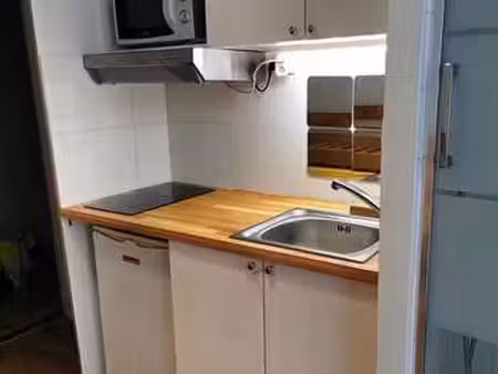 location appartement t1 meublé à paris 7e (75007) : à louer t1 meublé / 9m² paris 7e