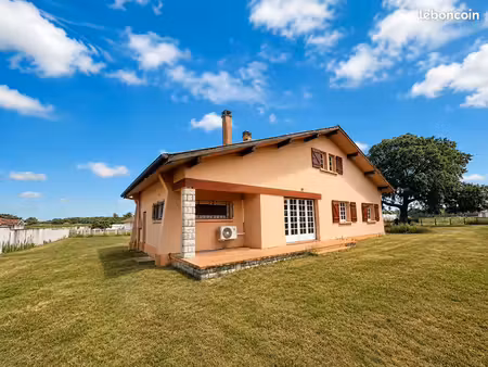 maison 6 pièces 166 m²
