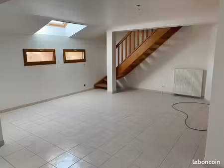 appartement duplex 77 m² avec terrasse – perrigny-sur-l'ognon