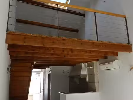 beau appartement t2 duplex mezzanine climatisé centre ville bagnols