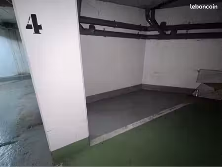 parking ?️ ?️ moto scooter boulogne centre sécurisé caméra vidéo
