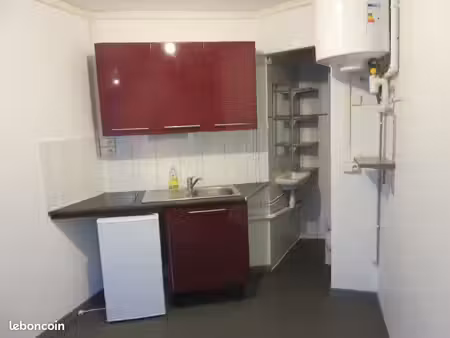 appartement 11m2 rdc/3