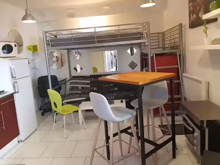 location appartement 1 pièce 23 m² à sainte-savine (10300)