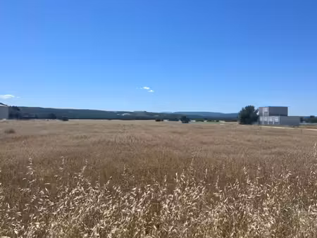 vente terrain 709 m² à vinon-sur-verdon (83560)  135 000 €