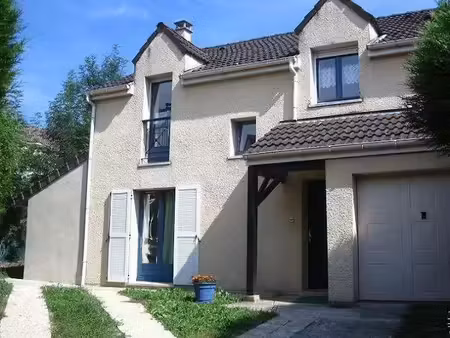location meublée appartement 1 pièce 135 m² à champs-sur-marne (77420)  735 €