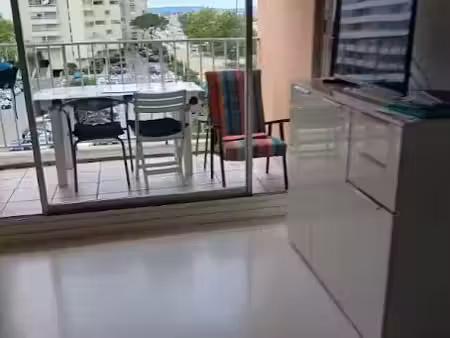 location meublée appartement 2 pièces 45 m² à la grande-motte (34280)  750 €