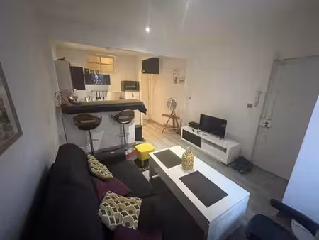 location meublée appartement 1 pièce 26 m² à marseille 6ème (13006)  700 €
