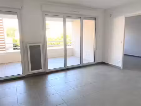 location appartement 2 pièces 38.6 m² à marseille 12ème (13012)  761 €