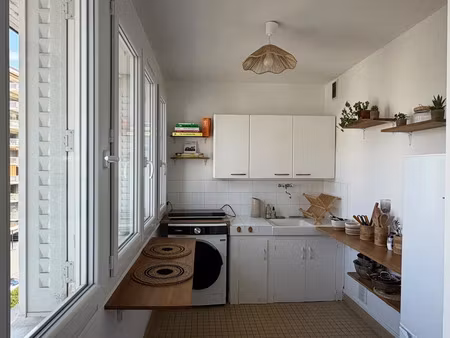 location meublée appartement 1 pièce 26.77 m² à annecy (74000)  840 €