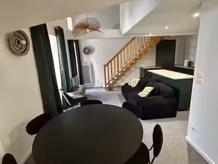 location appartement 4 pièces à blaye (33390)  820 €