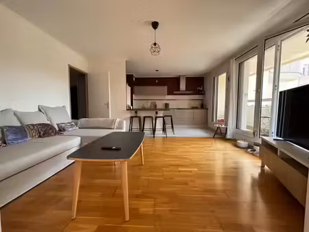 location meublée appartement 3 pièces 74.2 m² à dijon (21000)  900 €