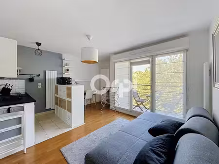 location meublée appartement 1 pièce 24.67 m² à le plessis-robinson (92350)  870 €