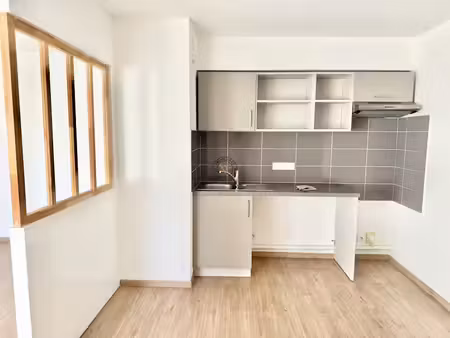 location appartement 3 pièces 62.34 m² à reze (44400)  839 €